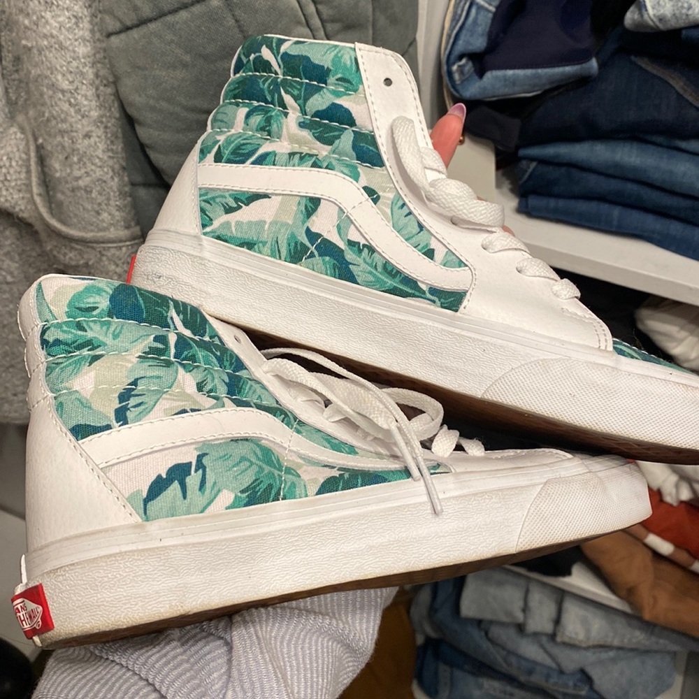 Vans high tops tropical print - size 6